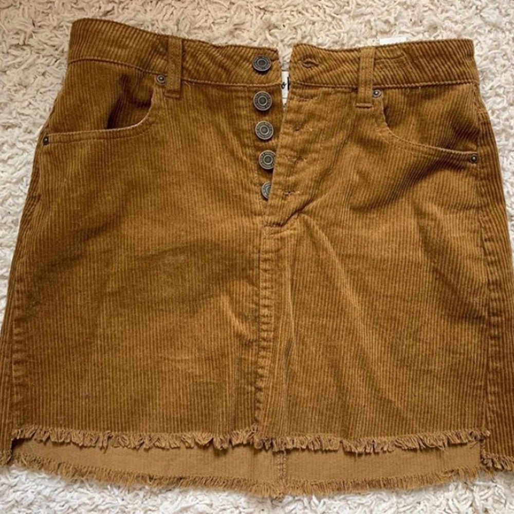 SKIRT AND PANTS BUNDLE